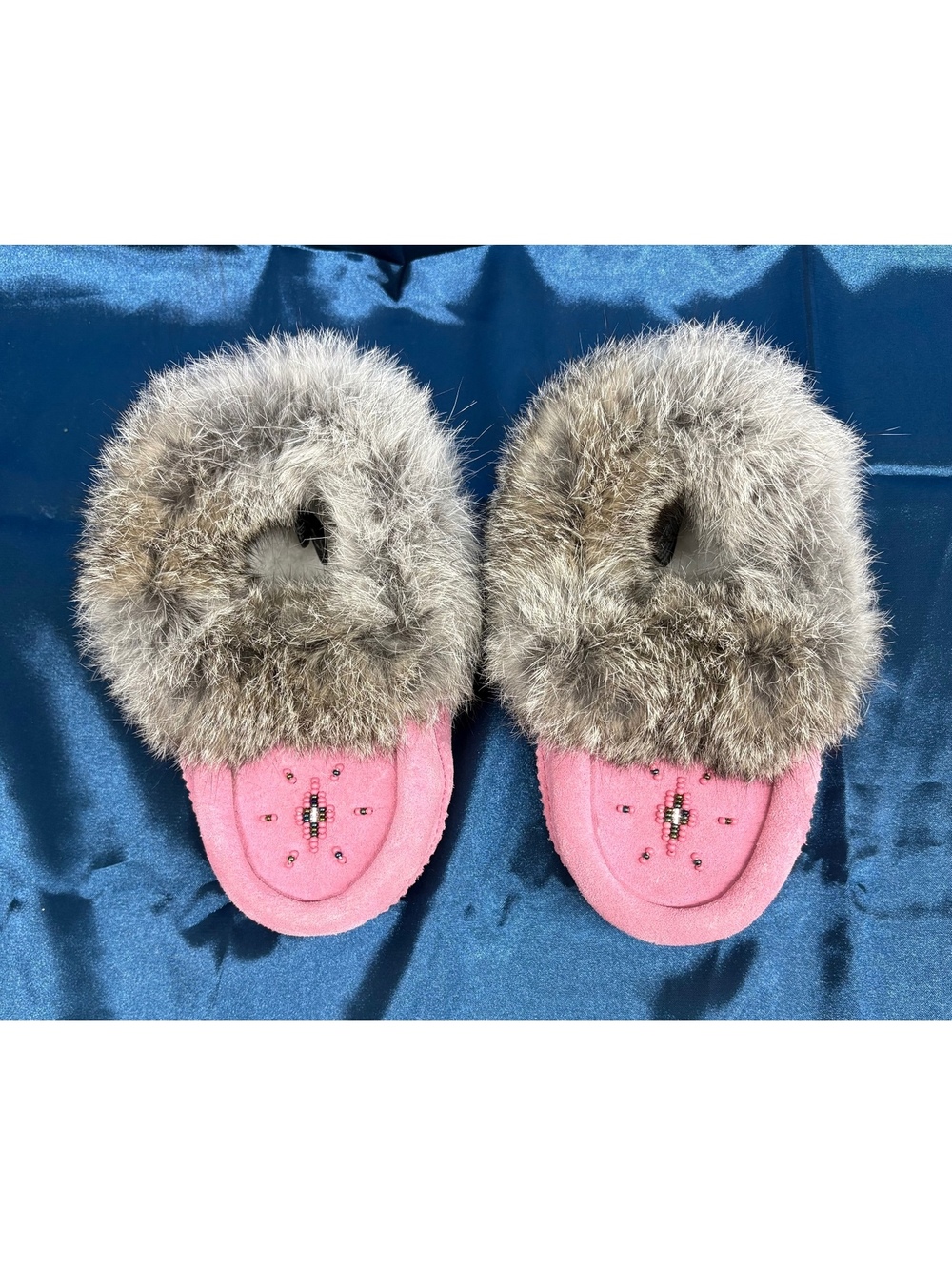 Manitobah Mukluks Girls Wild Rose Suede Mini Moccasins See Description For Size